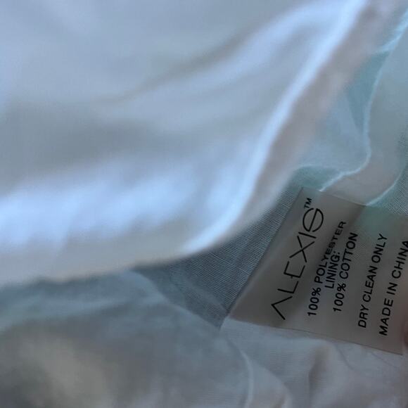 Alexis Romper Sz Large - Picture 6 of 7